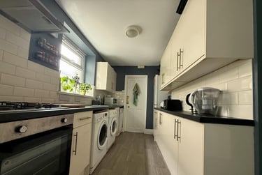 4 bed house, Plym Street, Greenbank, Plymouth, PL48NS - Image 2